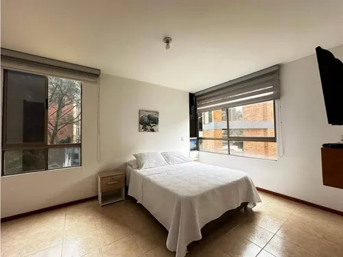 Apartamento Amoblado En Milla De Oro