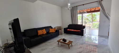 Imagem 22 de 24 de Linda Casa Toda Reformada, 03 Quartos No Castelo!!! - 4536