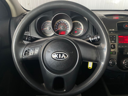 Kia Cerato 1.6 EX2 SEDAN 16V GASOLINA 4P MANUAL