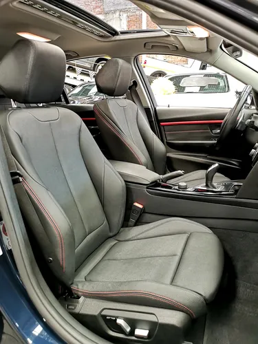 BMW Serie 3 2.0 320ia Sport Line At