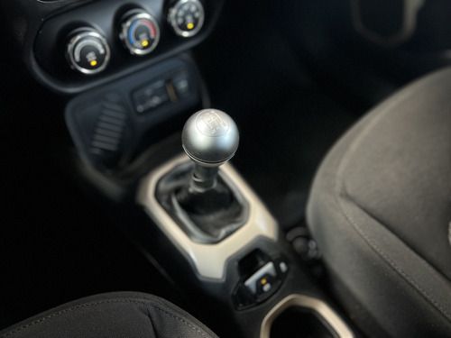 Jeep Renegade 1.8 16V FLEX SPORT 4P MANUAL