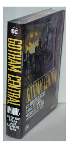 Gotham Central (dc Omnibus), De Ed Brubaker; Greg Rucka; Michael Lark., Vol. Único. Editorial Panini, Tapa Dura En Español, 2024