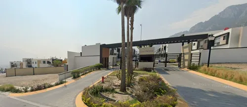 Aproveche Oportunidad, Casa De Remate Bancario En Valle Del Sereno, Fracc. Las Nubes. Col. Real Del Valle Santa Catarina-nuevo León