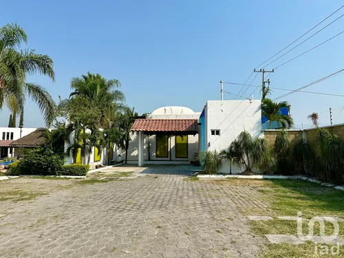 Venta Casa 3 Ambientes Ampliación Emiliano Zapata