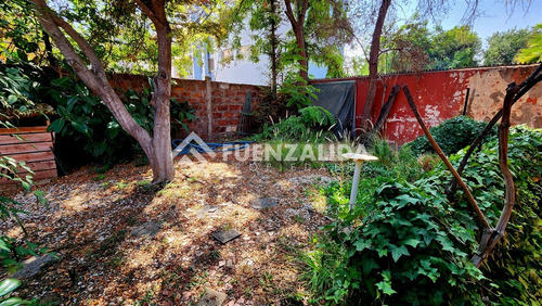Casa En Venta De 5 Dorm. En Ñuñoa