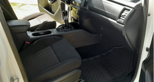 Imagen 10 de 17 de Ford Ranger Xls Mt 3.2l D L/19