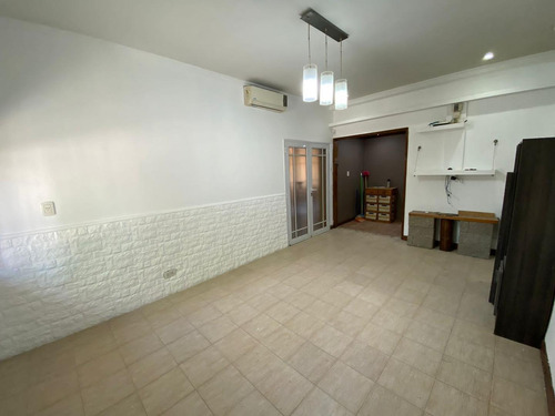 Imagen 2 de 10 de Casa Con Parque Y Pileta