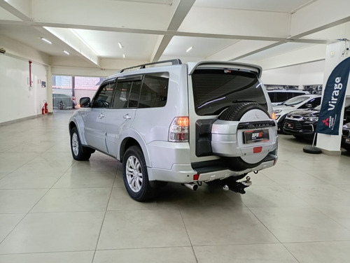 Mitsubishi Pajero Full 3.2 HPE 4X4 16V TURBO INTERCOOLER DIESEL 4P AUTOMÁTICO