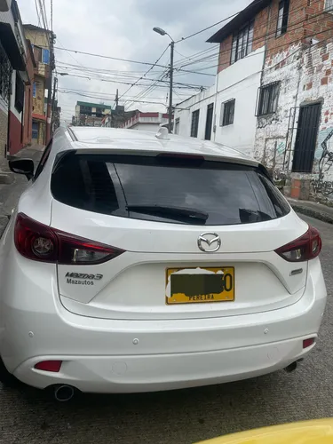 Mazda 3 2.0 Touring