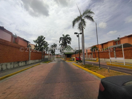 Imagen 2 de 12 de Casa En Venta Araguaney Country-maracay #22-26964 Km.
