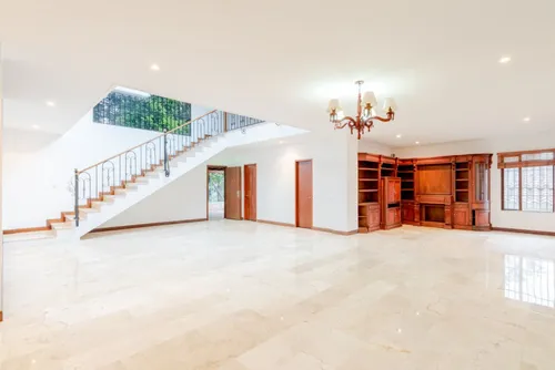 Casa En Venta En El Poblado. Cod V4490