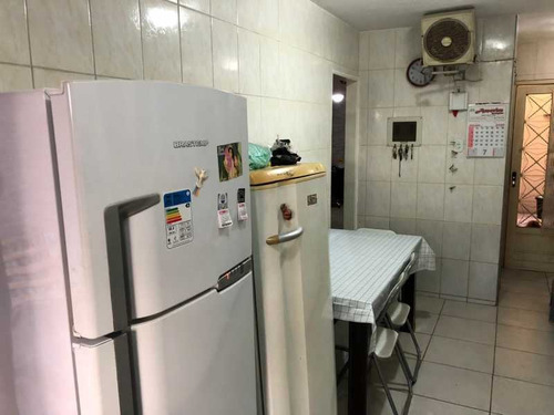 Imagem 8 de 15 de Ampla Casa Com 4 Quartos Em Condomínio Fechado. Ótima Localização, Próximo À Padaria, Supermercado, Escolas, Estação De Trem E Via Light - Sicn40001