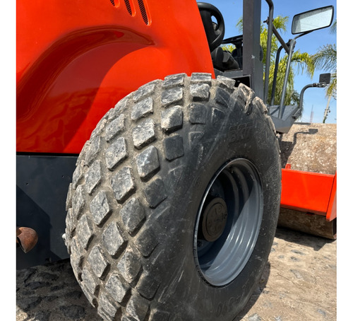 Vibrocompactador Hamm 311 10ton