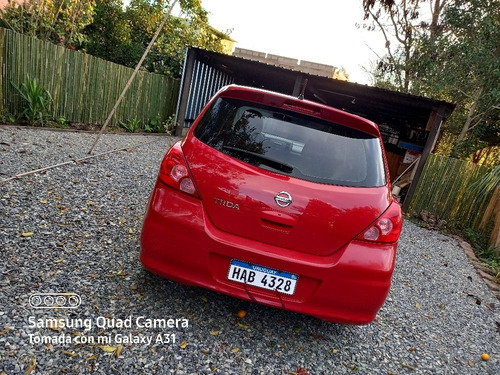 Nissan Tiida 1.8 Premium Mt 2011