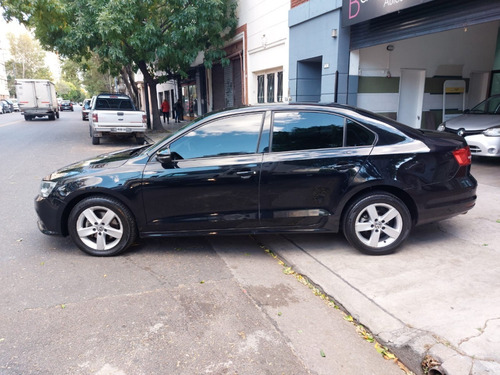 Imagen 8 de 12 de Volkswagen Vento 2.5 Advance Plus Tip L/15 *bareinautos