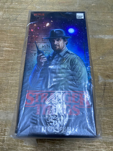 Jim Hopper 1/6 Stranger Things S1 Netflix Threezero Original