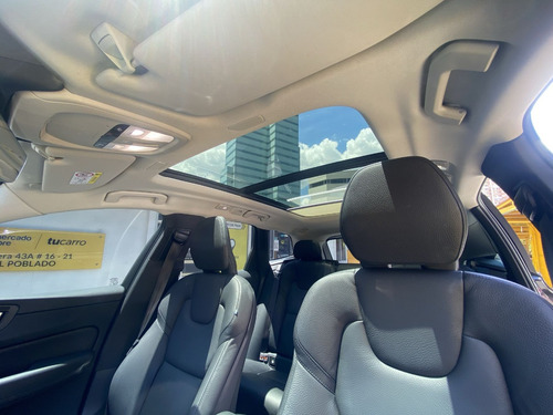 Imagen 21 de 25 de Volvo Xc60 B5 Mild Hybrid 2022