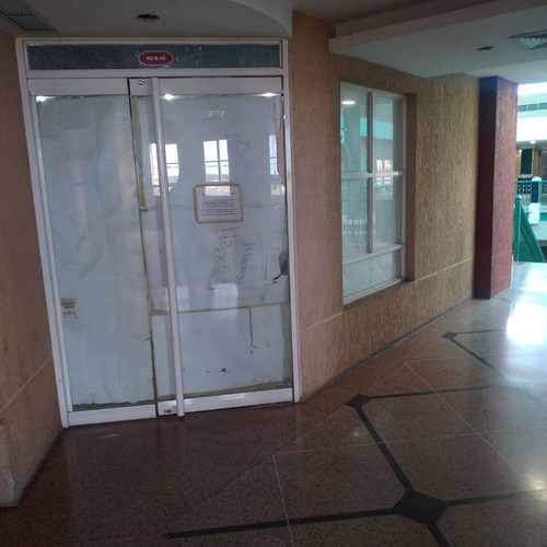 Imagen 2 de 8 de En Venta Local, C.c Puente Real A/ab