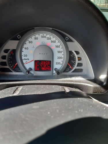 Imagem 2 de 7 de Volkswagen Spacefox 2009 1.6 Plus Total Flex 5p