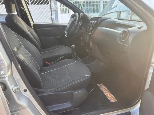 Renault Duster Oroch 2.0 Dynamique