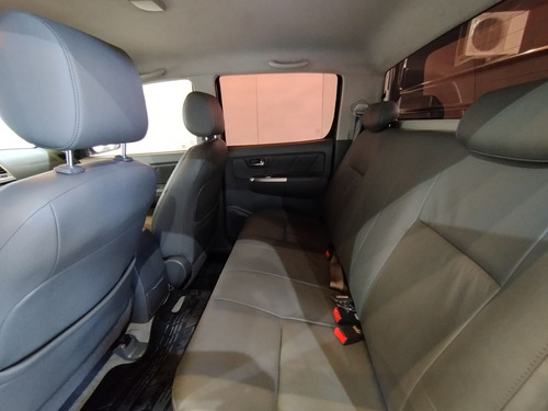 Toyota Hilux SW4 SR 4x2 2.7/ 2.7 Flex 16V Aut.