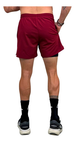 Short Deportivo Burdeo Hombre Con Calza Integrada Konko