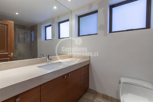 Departamento En Venta De 5 Dorm. En Las Condes - San Damián