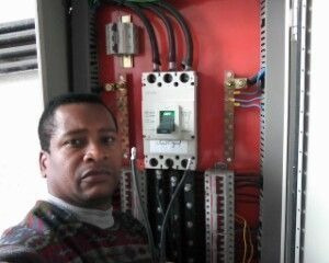 Imagem 1 de 5 de Eletricista Técnico