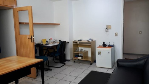 Sala Comercial À Venda Na Rua Jardim Botânico, Jardim Botânico, Rio De Janeiro - Rj - Liv-5696