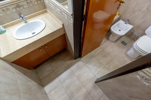 Departamento 5 Ambientes En Caseros