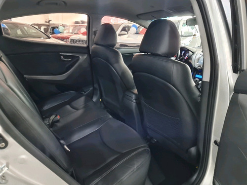 Imagem 11 de 15 de Hyundai Elantra Sedan 1.8 Gls (aut) Flex Automático