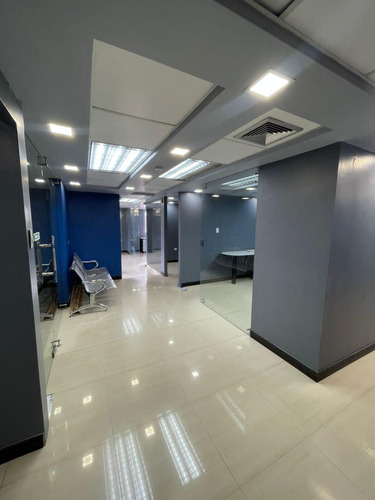 Cliente Alquiler De Galpón En Guacara (sc)