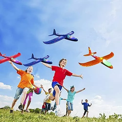 4 Pack 18.9 Airplane Toys, Boy Toys, 2 Flight Mode Foam Glider Plane for  Kids, Family Yard Game Flying Toys, Birthday Gifts for 3 4 5 6 7 8 9 10  Year Old Boys Girls Kids Party Favors, Random Color