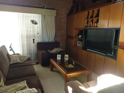 Imagen 10 de 26 de Tablada Park - Juan Batle Planas 2300 - Casa Cetegoria 5 Dormitorios, Garage Doble, Patio Grande Con Pileta