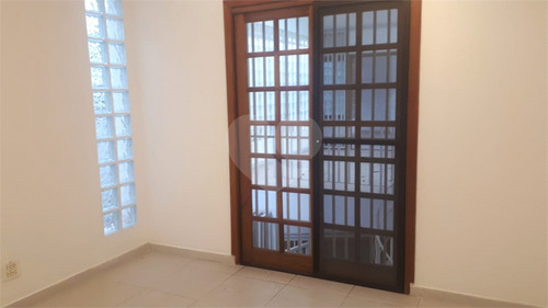 Imagem 12 de 30 de Casa Residencial Ou Comercial Reformada Com 6 Salas Amplas + 2 Vagas !!! - Reo120126