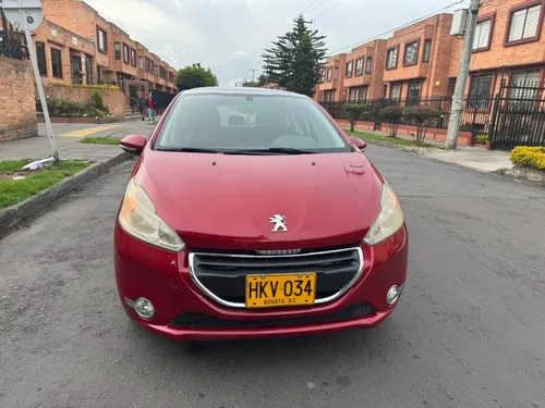 Peugeot 208 1.6 Allure