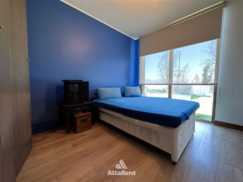 Expectacular Casa De 5 Dorm. En Lo Barnechea