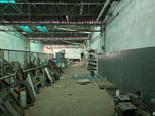 Nave Industrial De 2000m2 En Venta - José Ingenieros
