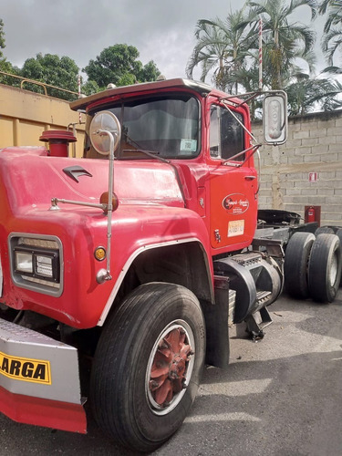 Imagen 1 de 16 de Mack R-600 Chuto