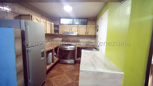 Imagen 9 de 19 de Economico Apartamento En Venta En Maracay Estef 23-8113
