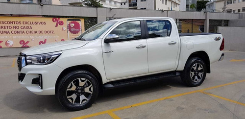 Toyota Hilux Cabine Dupla 2.8 Tdi Srx Cd 4x4 (aut)