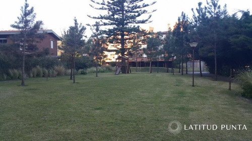 Apartamento En Mansa- Ref: 616
