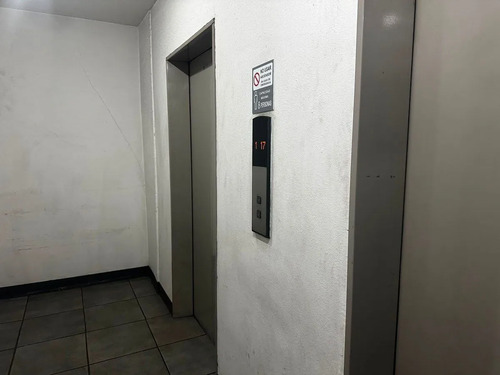 Estacionamiento Al Lado Metro Escuela Militar