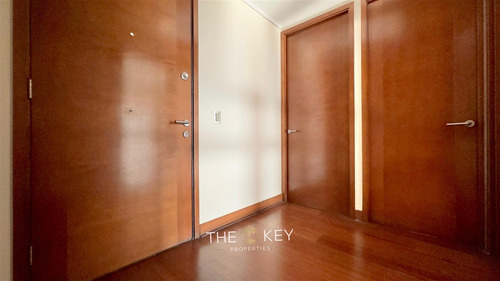 Departamento En Venta De 4 Dorm. En Vitacura