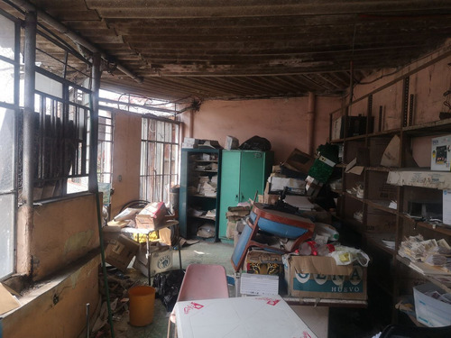 Venta De Local Comercial Con Oficina