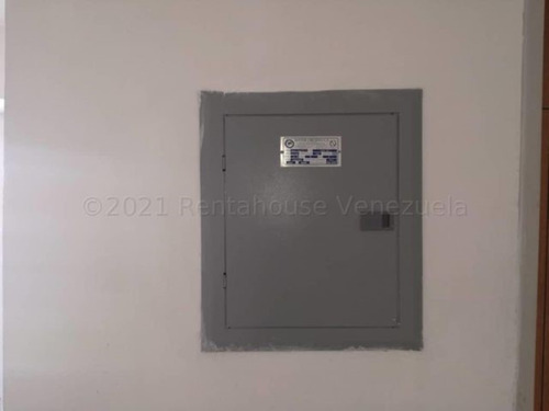Imagen 20 de 30 de Locales En Venta Zona Centro Barquisimeto 21-18814 #m