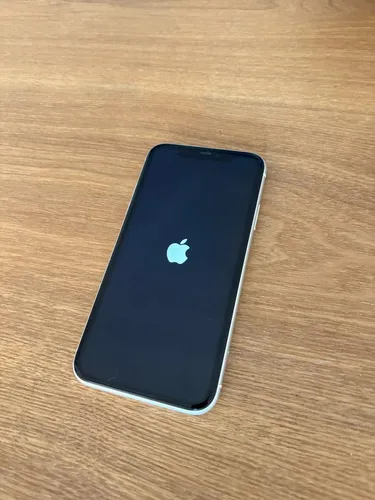 Apple iPhone 11 (64 Gb) - Blanco (Usado)