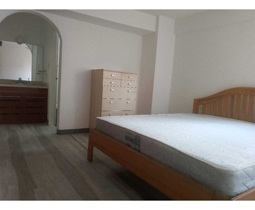 Se Alquila Apto 136m2 3h/3b/1e+ 1c, Urb. Santa Fe Sur Baruta