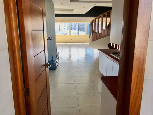 Imagen 6 de 21 de Pent-house En Alquiler En Urb. Real