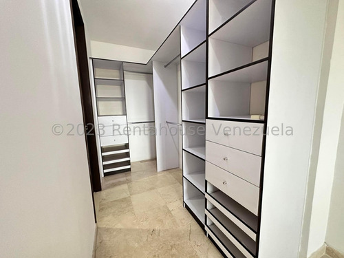 Sp Apartamento En Alquiler En El Parque La Musica Barquisimeto Lara, Venezuela. 140 M²